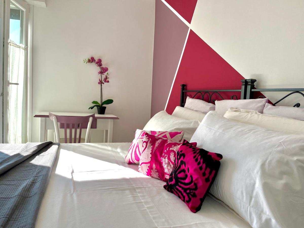 Happy Family Apartments The Roof เจนัว ภายนอก รูปภาพ